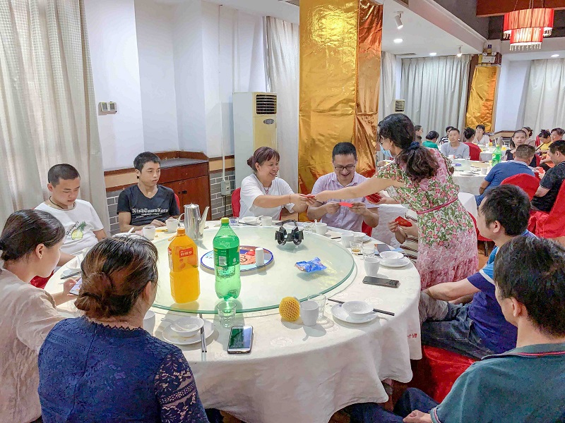 冠琳包装搬厂乔迁大喜,祝未来大展宏图